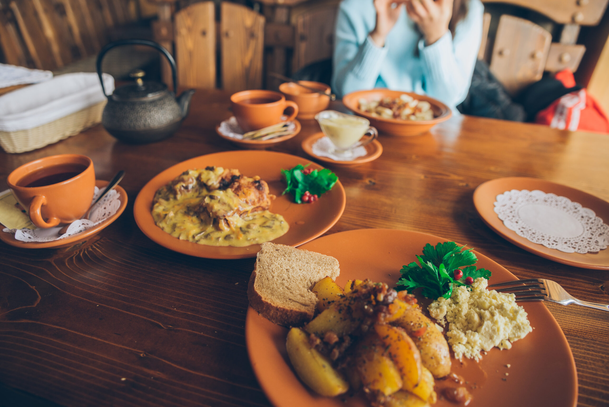 Gdzie zjeść w Karpaczu – najlepsze restauracje, obiady i tanie jedzenie